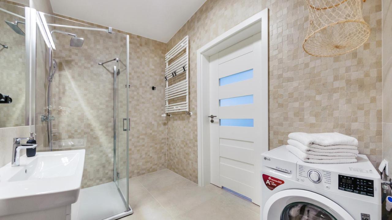 504 Premium Nadmorskie Tarasy - Pool Sauna Fitness Garage Free Daire Kolobrzeg Dış mekan fotoğraf